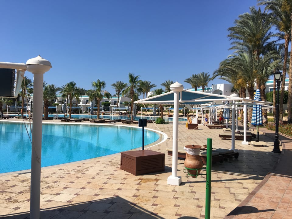 Pool Sultan Gardens Resort