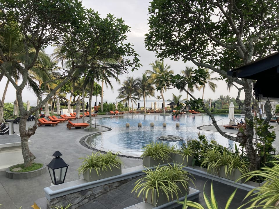 Pool Taj Bentota Resort & Spa