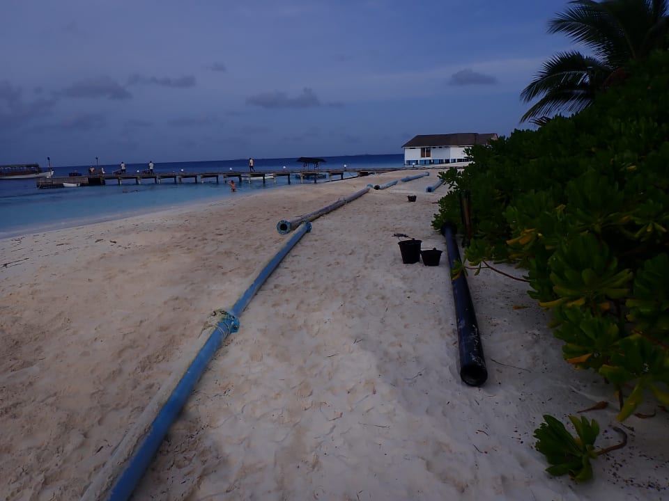 Strand Angaga Island Resort