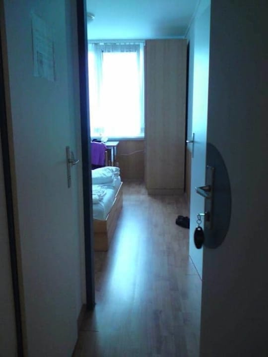 Zimmereingang AllYouNeed Hotel Vienna2