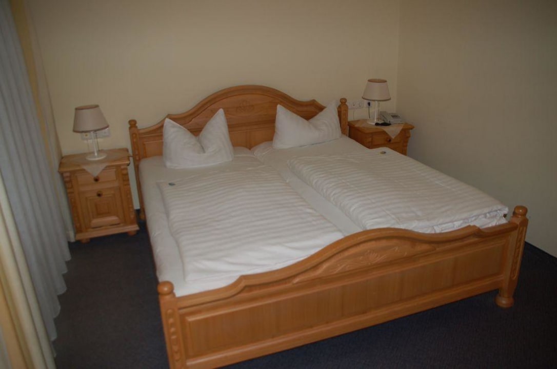 Bett im Doppelzimmer - Standard Hotelpark Stadtbrauerei Arnstadt