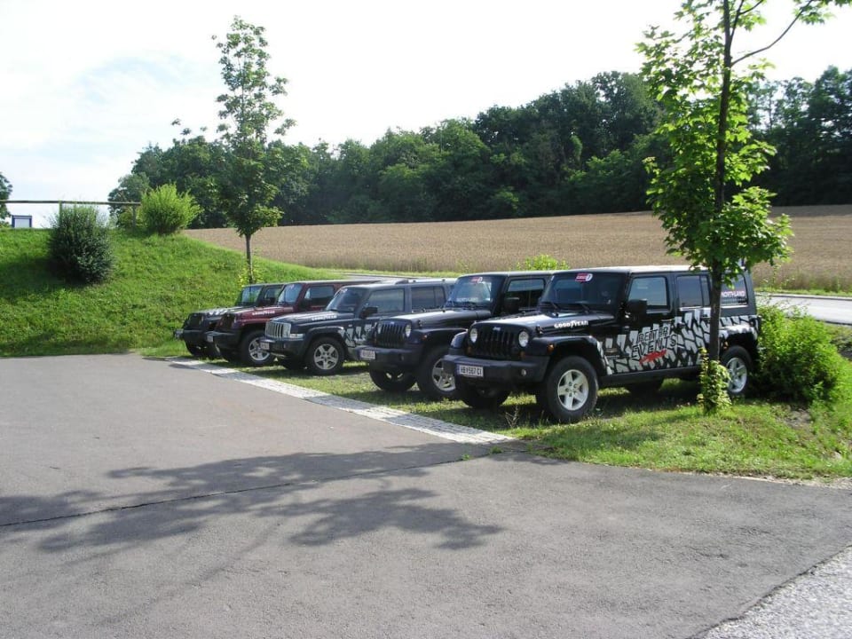 Animation Jeep-SarafiI Das Sonnreich Thermenhotel Loipersdorf