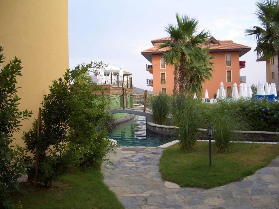 Lazy River... Club Grand Aqua