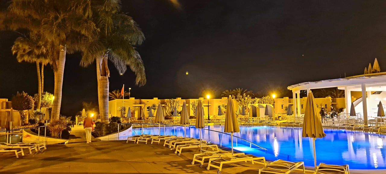 Pool SBH Monica Beach Resort