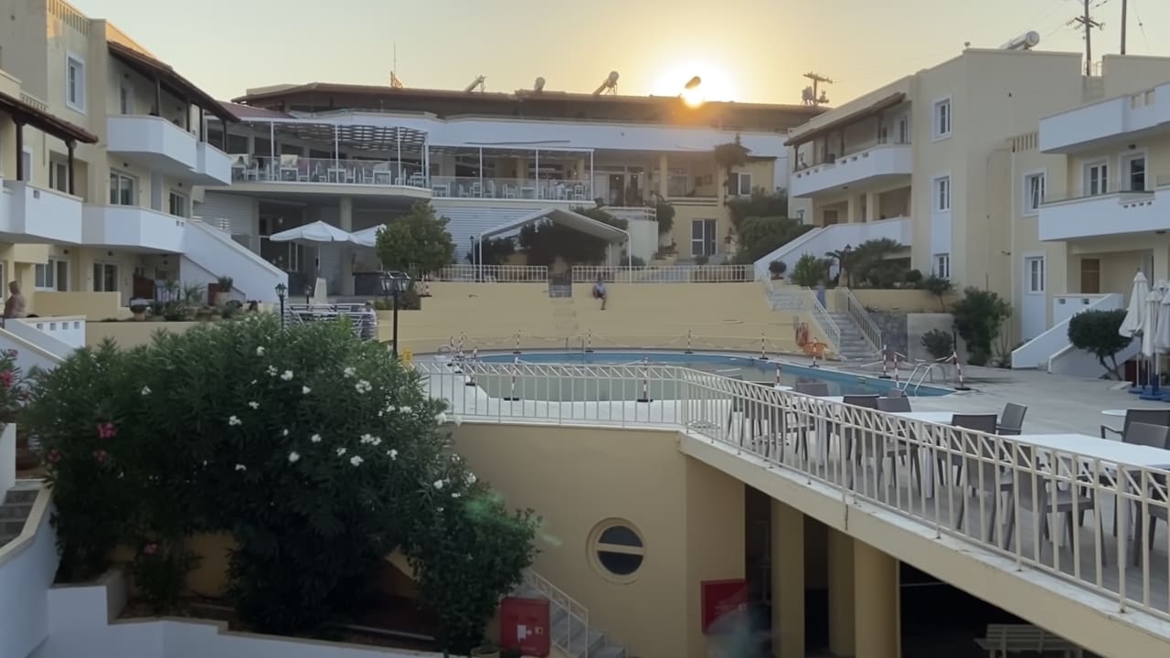 Außenansicht Hotel Alexander House