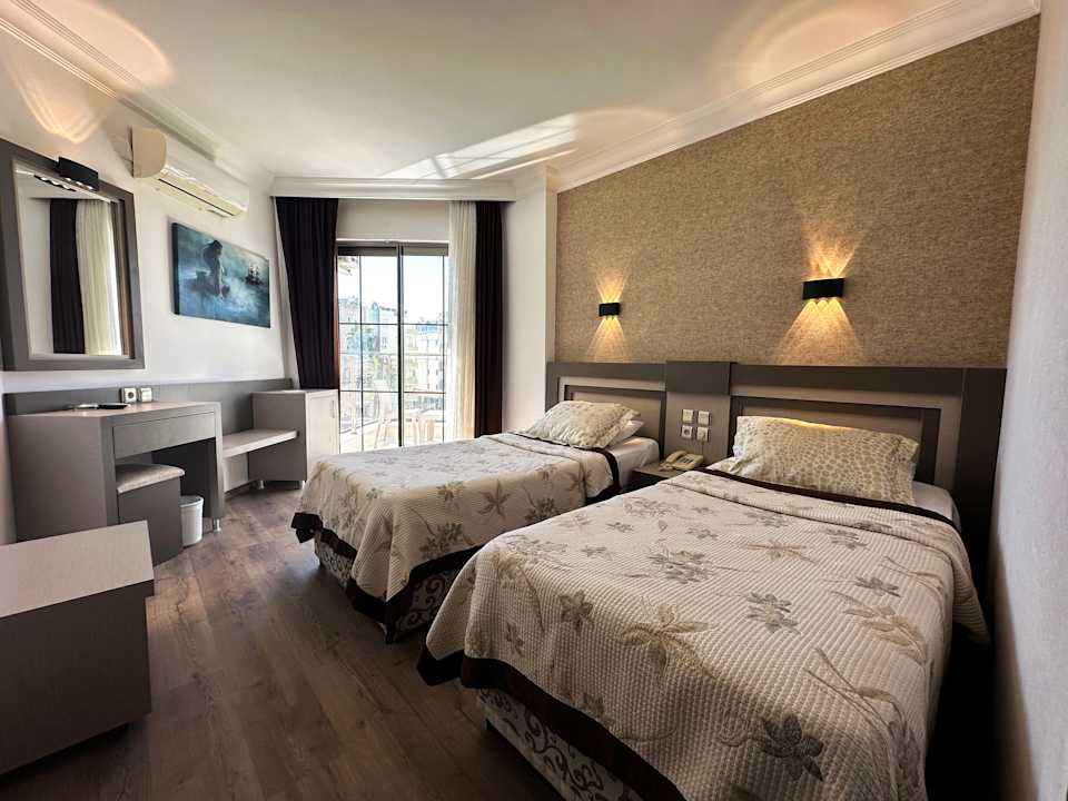 Zimmer Monte Carlo Hotel