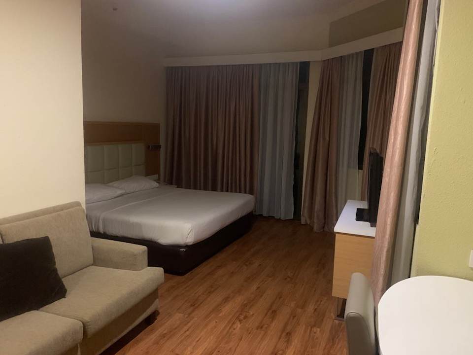 Zimmer Hotel Sentral Seaview, Penang