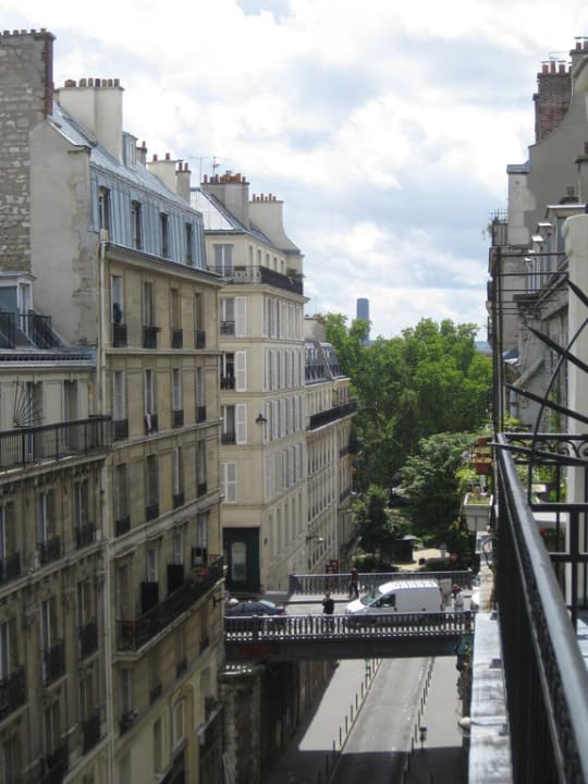 Ausblick vom Balkon im 5. Stock ibis Styles Paris Lafayette Opera
