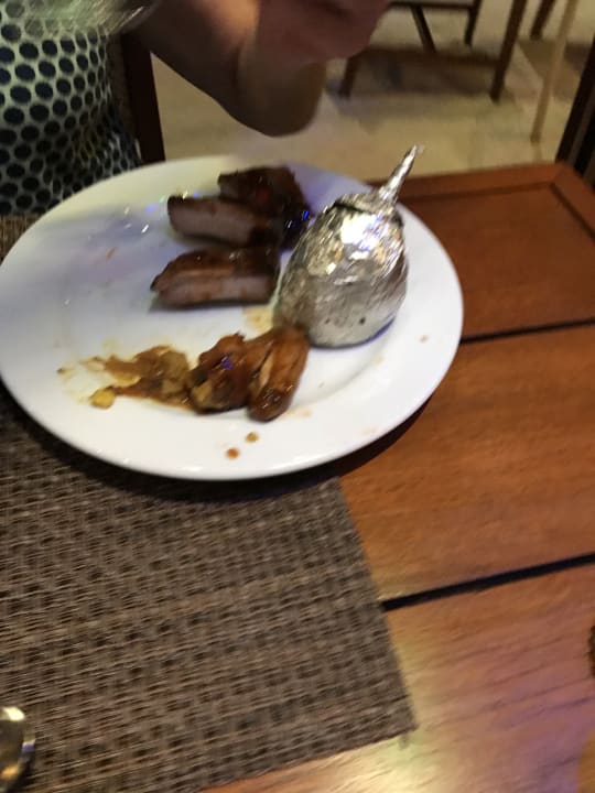 Restaurant Centara Ras Fushi Resort & Spa Maldives