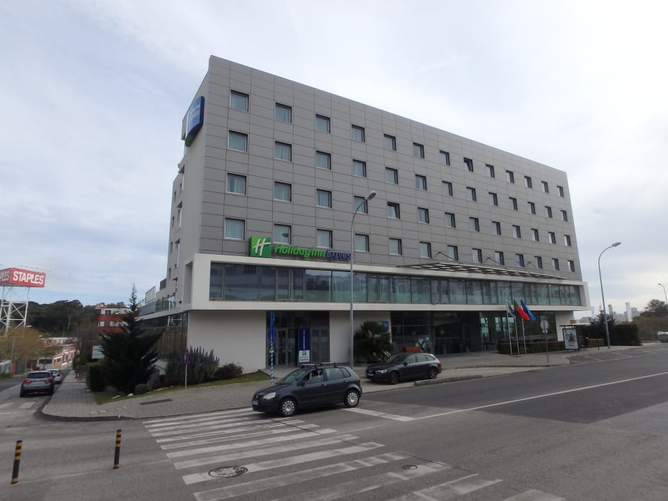 Außenansicht Hotel Holiday Inn Express Lisbon Alfragide