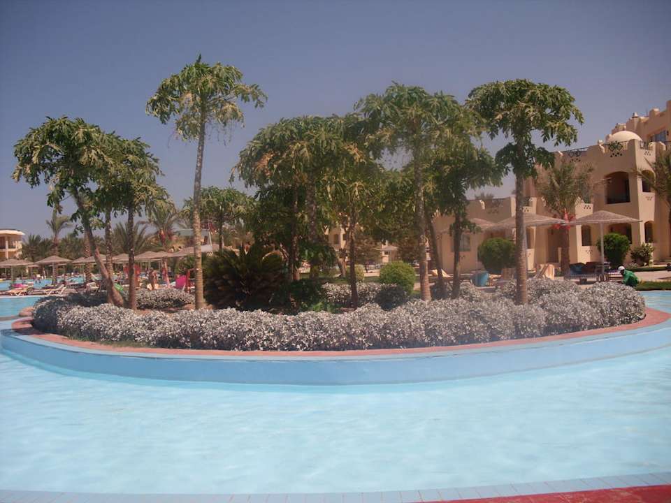 Widok na najpiękniejszą częśc hotelu Xanadu Club Makady Bay