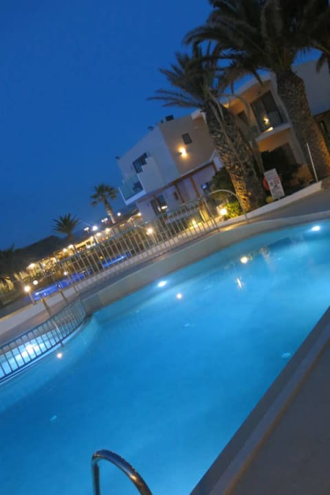 Pool HARPIN Happy Days Beach Hotel