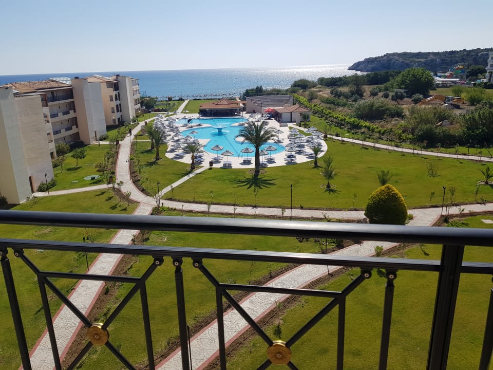 Pool Myrina Beach Hotel