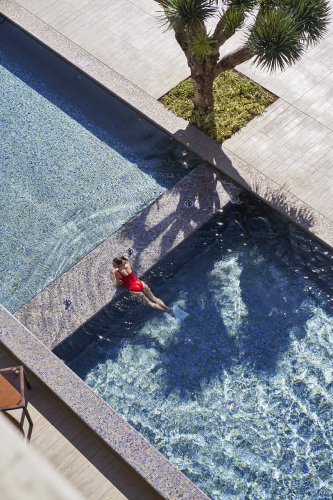 Pool Saccharum