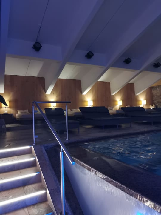 Pool Wohlfühlresort Peternhof