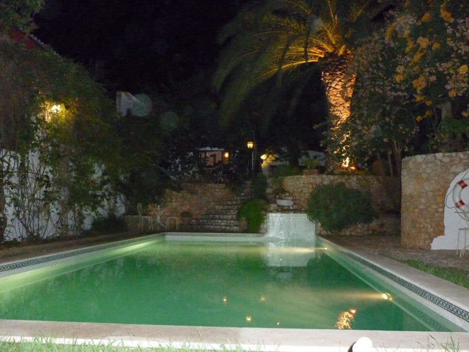 Der Pool bei Nacht Hotel A Beira Sol