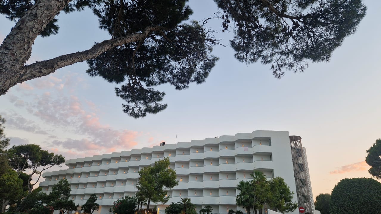 Außenansicht Inturotel Cala Esmeralda