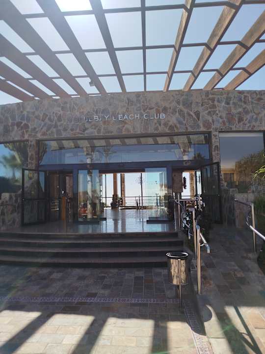 Außenansicht BlueBay Beach Club