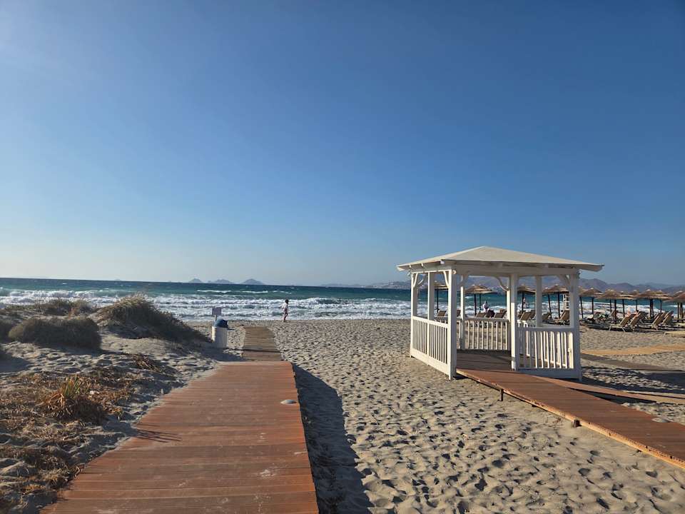 Strand Blue Lagoon Resort