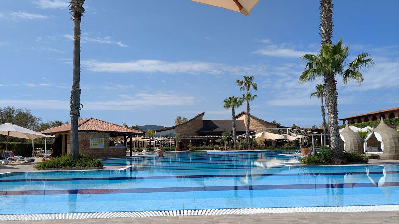 Pool TUI MAGIC LIFE Calabria