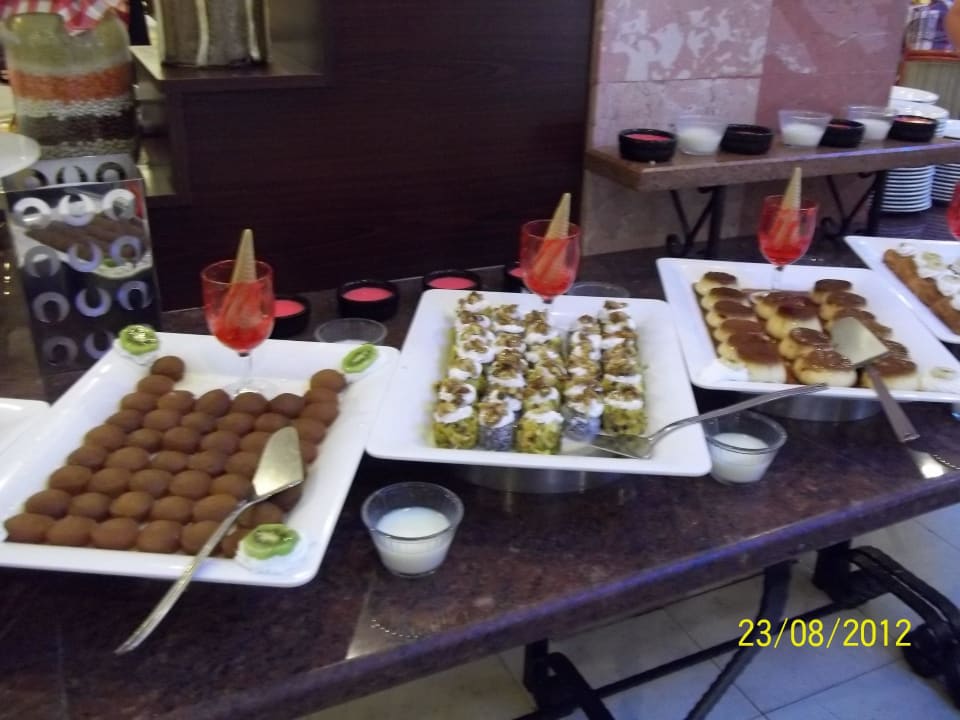 Abendessen Asteria Collection Side