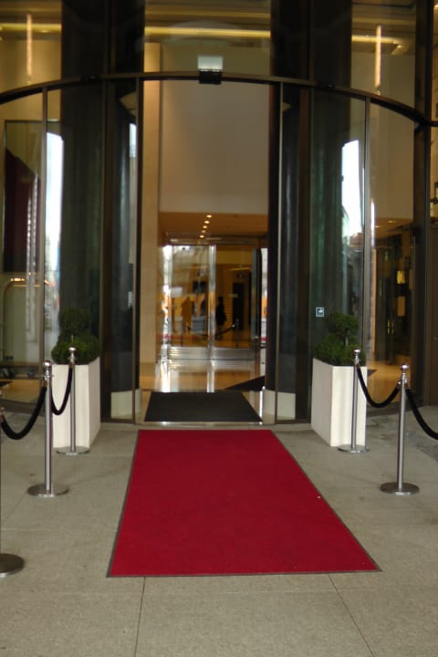 Engang Waldorf Astoria Berlin