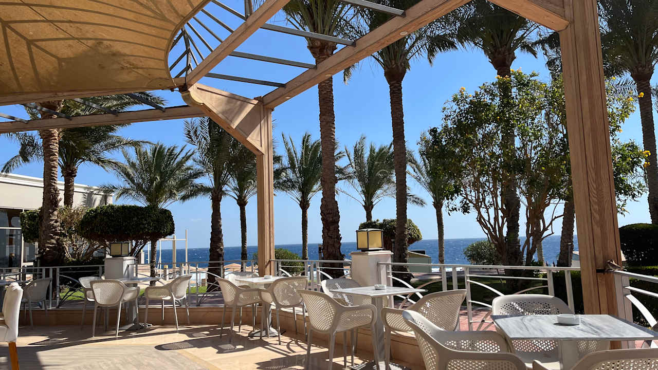 Gastro Serenity Alpha Beach