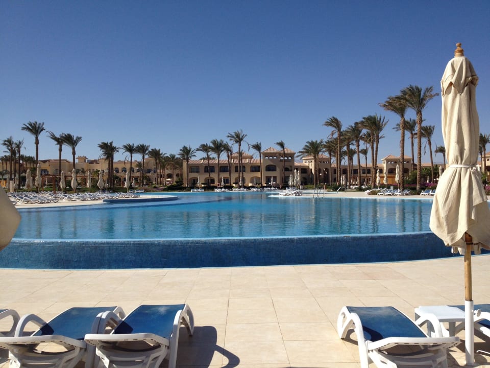 Hauptpool Cleopatra Luxury Resort Makadi Bay
