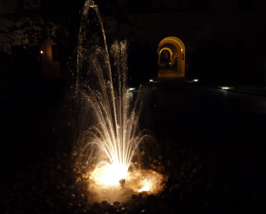 Der beliebte Springbrunnen Vivosa Apulia Resort