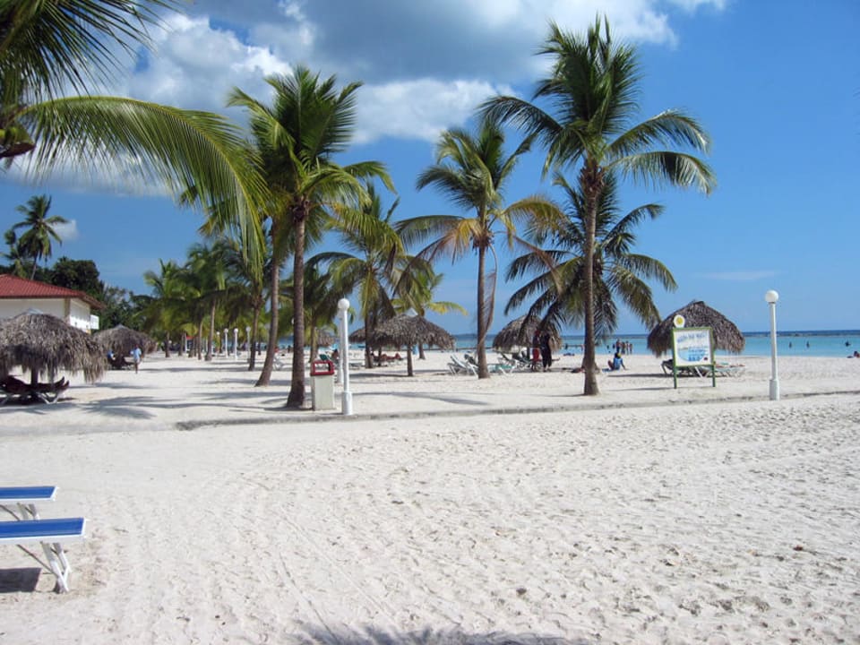 Strandabschnitt im Hotelbereich BelleVue Dominican Bay