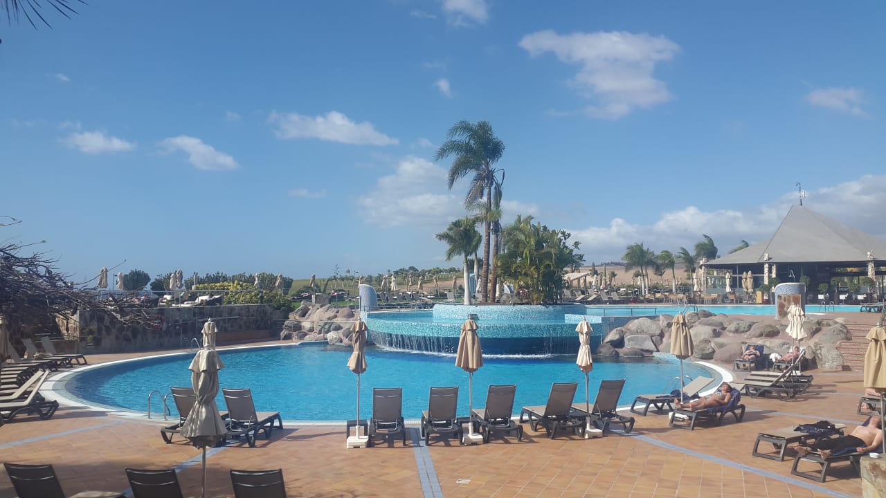 Pool H10 Playa Meloneras Horizons Collection