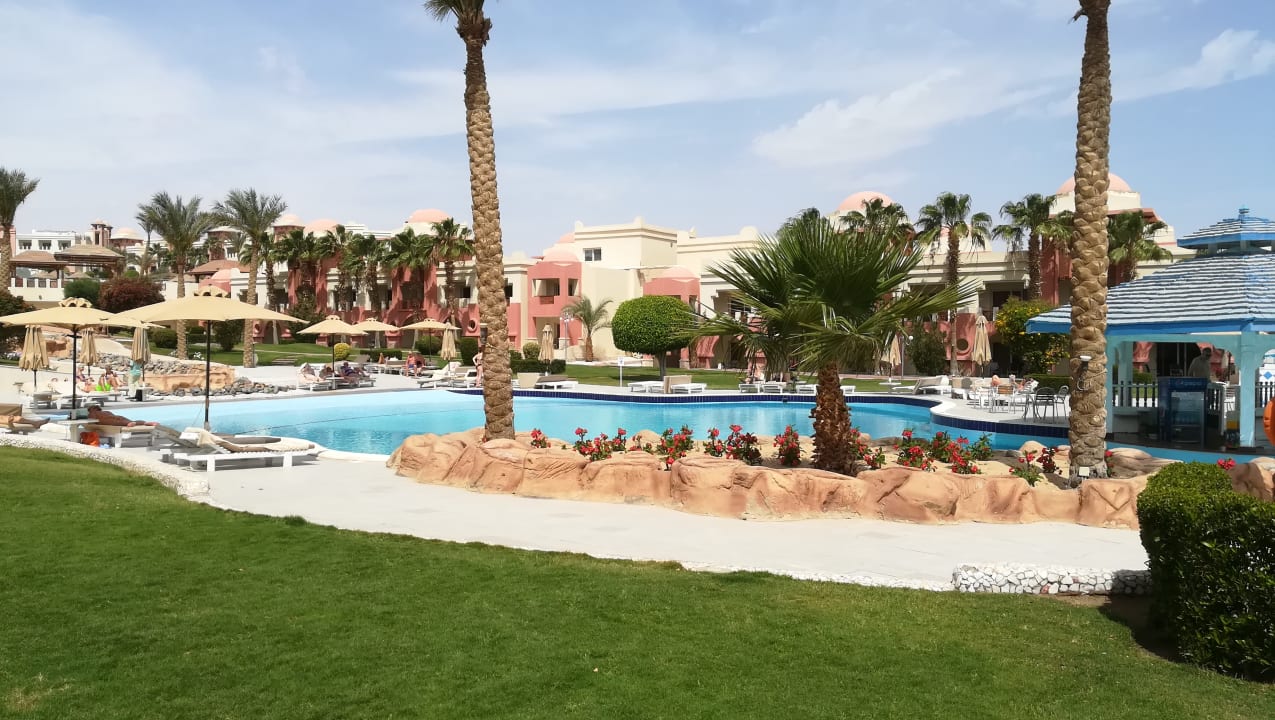 Pool Serenity Alpha Beach