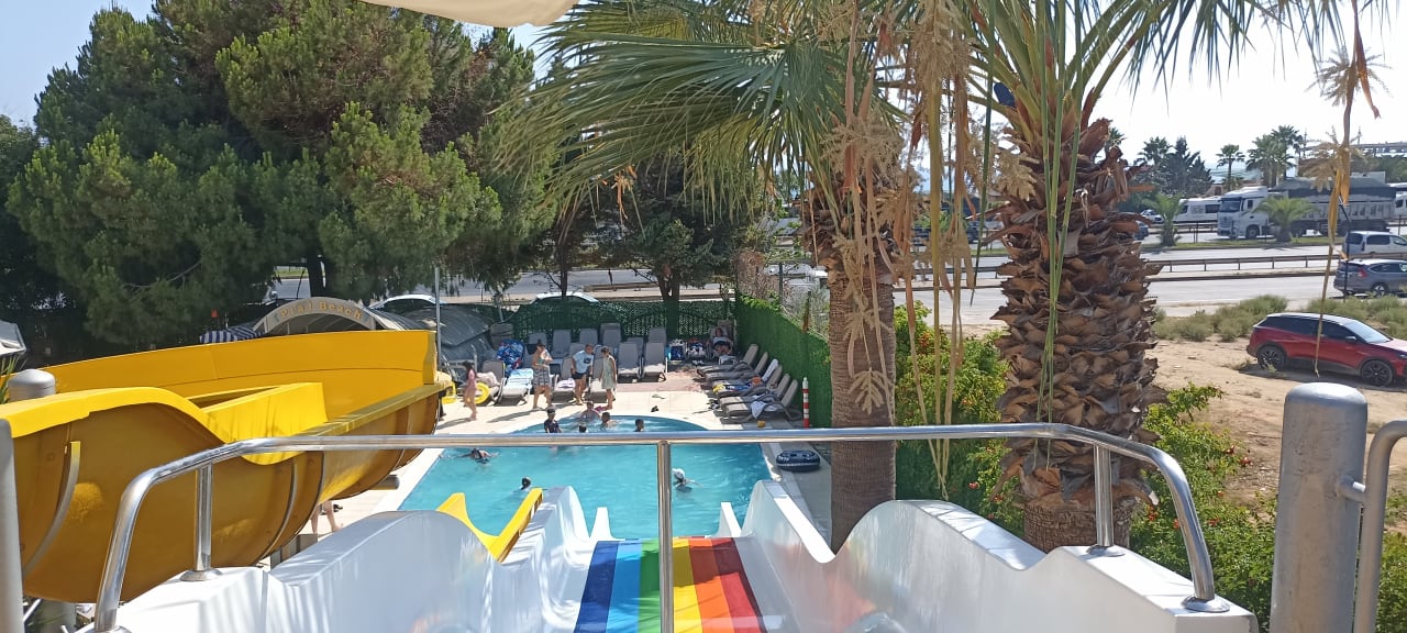 Pool Hotel Asrin Beach