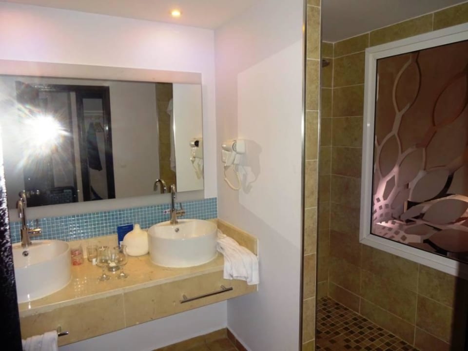 WC / Dusche im Zi 818 Iberostar Origin Playa Pilar
