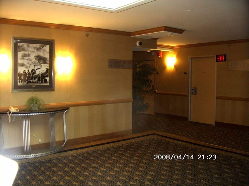 Flur Hotel Wyndham Garden Newark Airport