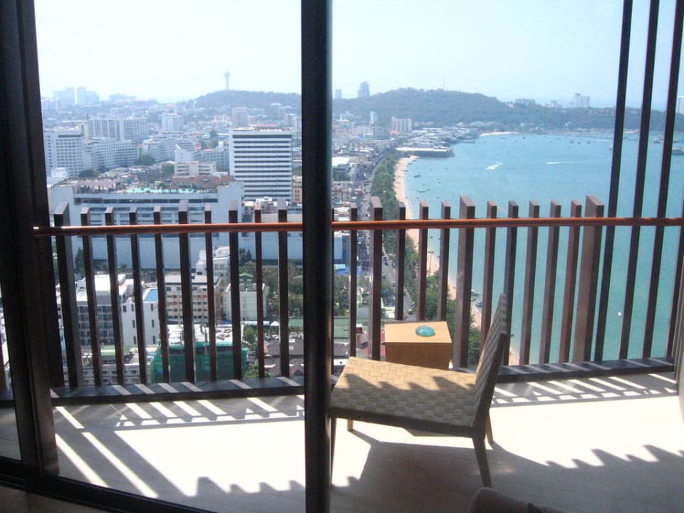 Ausblick vom Zimmer 32. Etage Hilton Pattaya