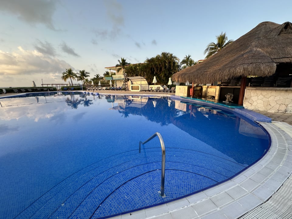 Pool H10 Ocean Maya Royale - Adults only