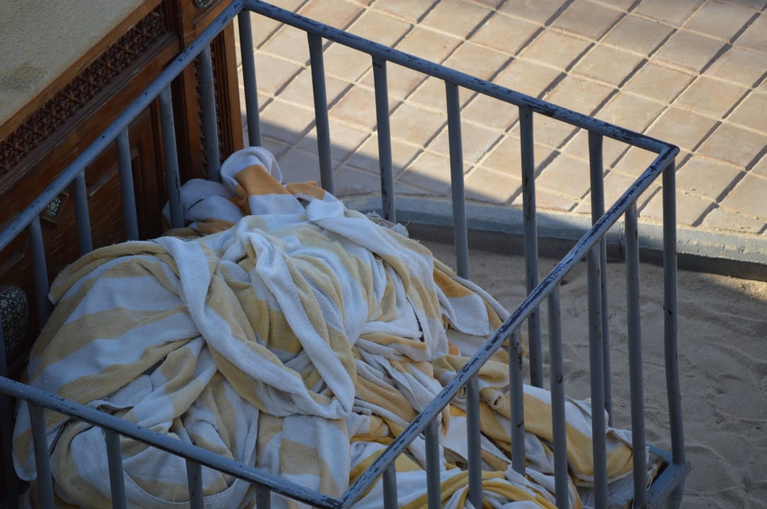 Handtücher ausgefranst und löchrig Stella Garden Resort & Spa, Makadi Bay