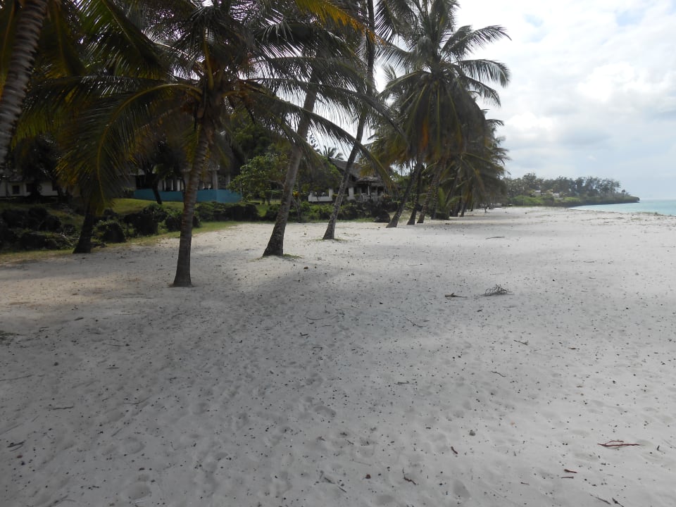 Strand Twiga Lodge and Campsite