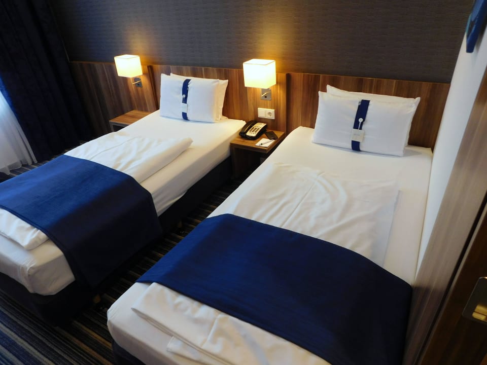 Zimmer Premier Inn Dresden City Zentrum