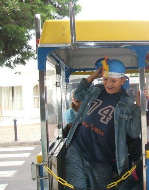 Indianertag im Maxi-Club Gavimar Ariel Chico Club & Resort