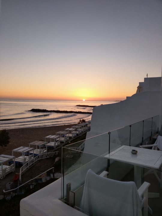Strand Knossos Beach Bungalows Suites Resort & Spa