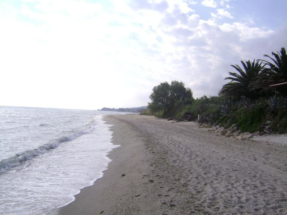 The beach Villa Eleni