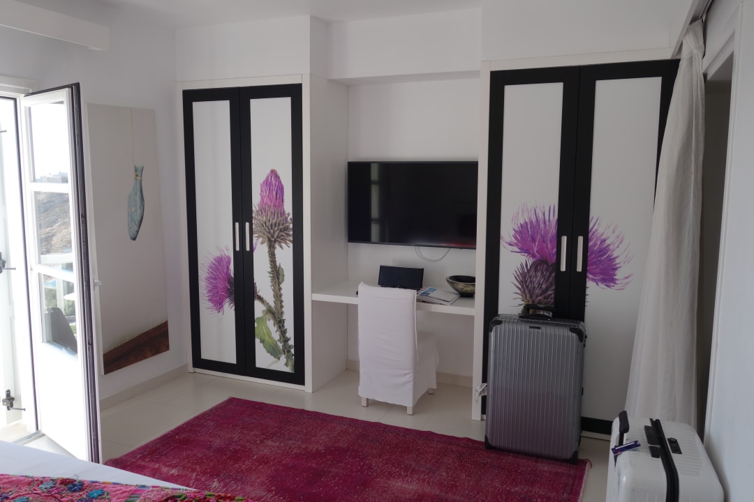 Zimmer Myconian Villa Collection