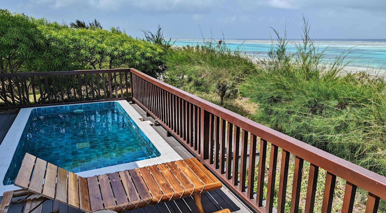 Zimmer Le Mersenne Zanzibar, Autograph Collection