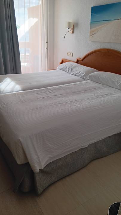 Zimmer Valentin Reina Paguera