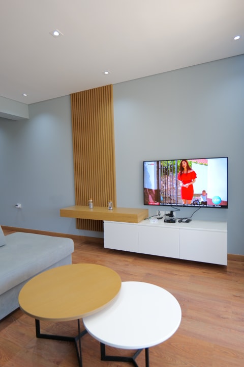 Zimmer Ansel Home
