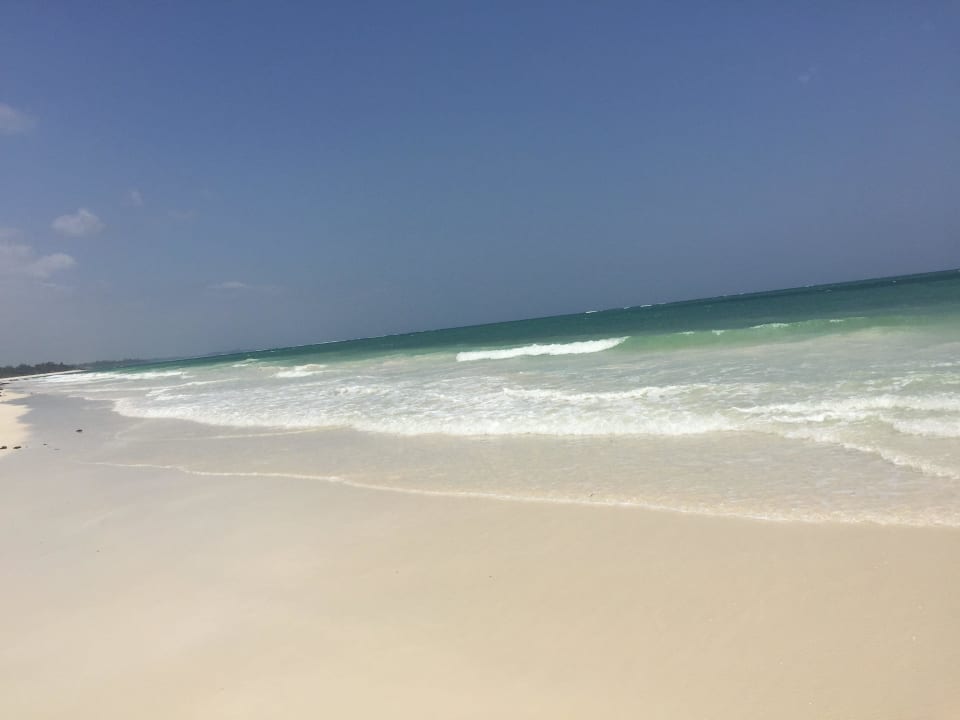 Strand bei Flut Hotel Southern Palms Beach Resort