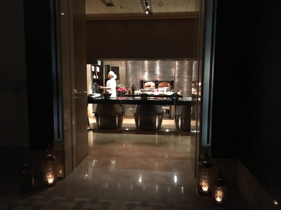 Hauptrestaurant, Show Cooking Park Hyatt Abu Dhabi Hotel and Villas