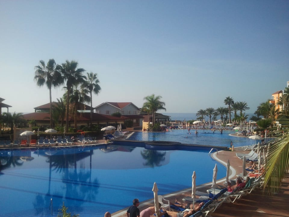 Schöner Pool Bahia Principe Sunlight Costa Adeje